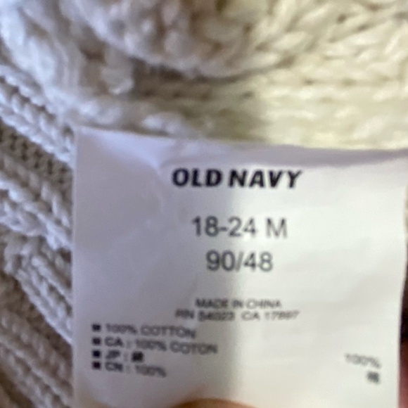 Boys Size 18-24 months-5 piece Bundle- Hawaiian Shirts, Old Navy, Arizona Jean, - Picture 7 of 16